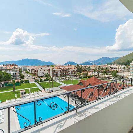 Club Pineta Otel