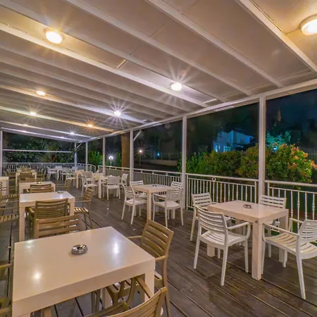 Club Pineta Otel