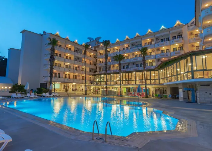 Club Pineta 4*