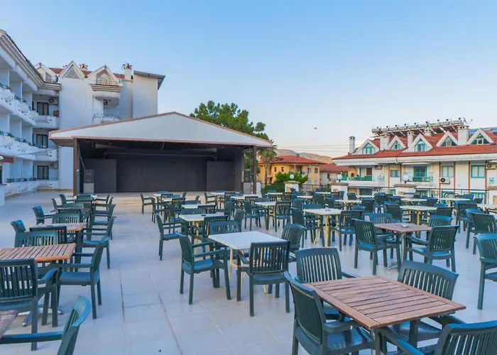 Club Pineta 4*